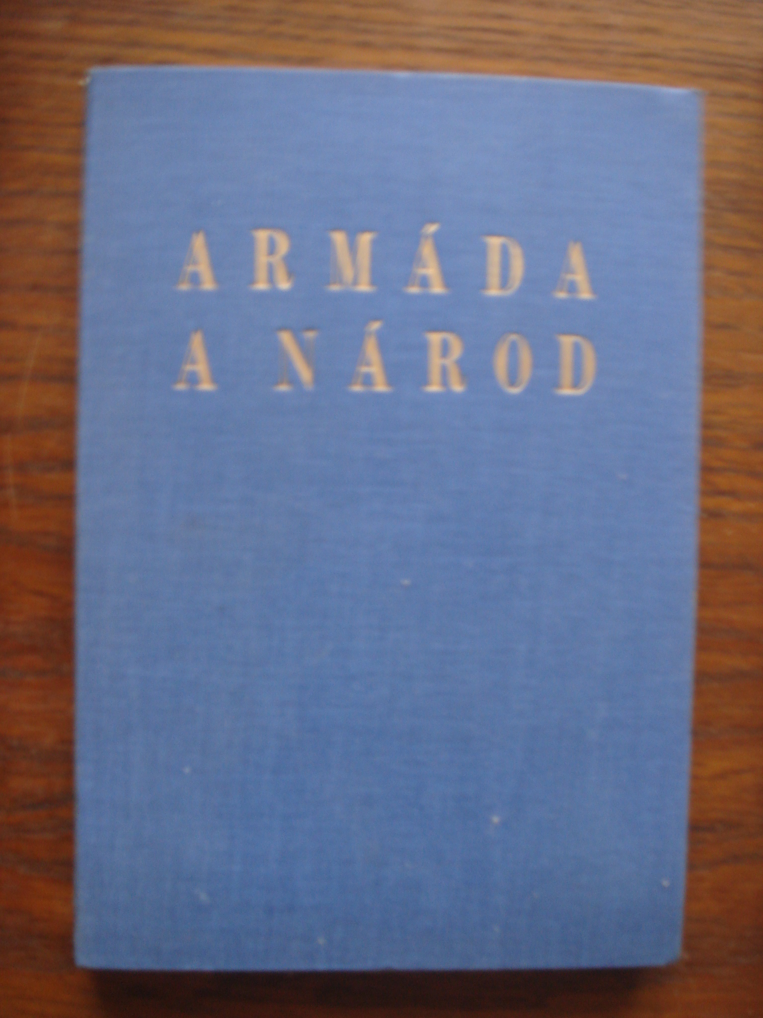 zobrazit detail knihy Armda a nrod